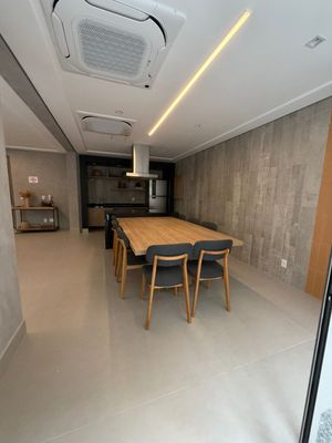 Image 18 - 939024