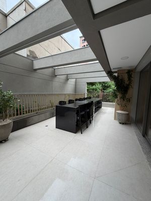 Image 19 - 939024