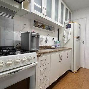 Image 31 - 939074