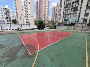 Image 25 - 939120