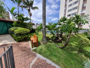 Image 9 - 939120