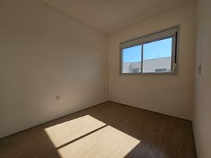 Image 3 - 939186
