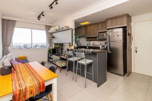 Image 1 - 939333