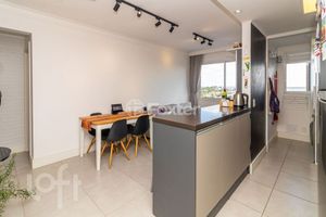 Image 3 - 939333