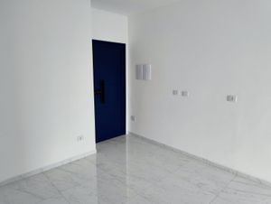Image 4 - 939373