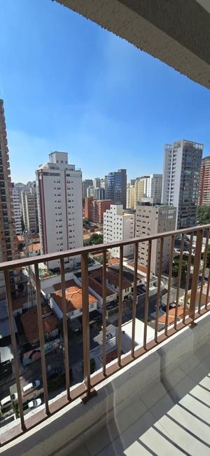 Image 1 - 939558