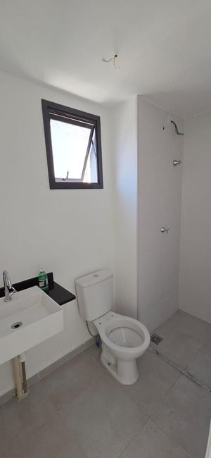 Image 3 - 939558