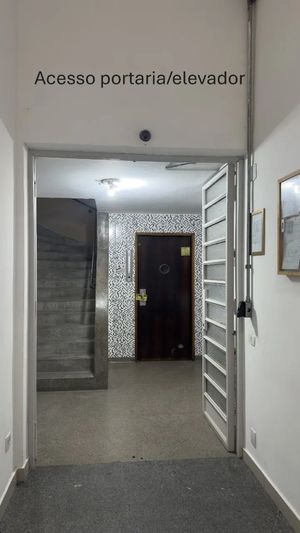 Image 15 - 939588