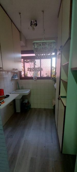 Image 7 - 939862