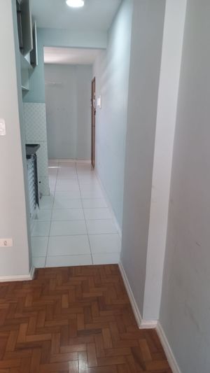 Image 3 - 940095