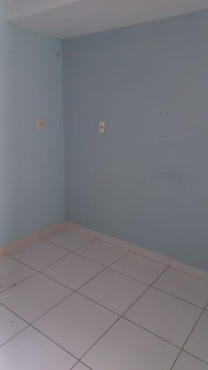 Image 7 - 940095