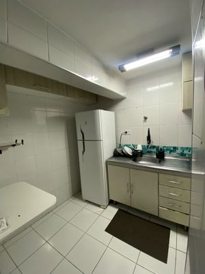Image 3 - 940525