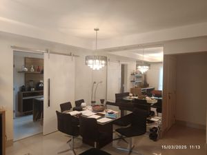 Image 28 - 940697