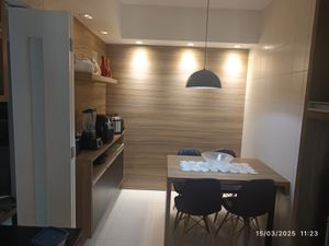 Image 19 - 940697