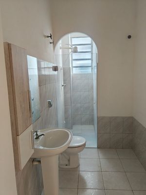 Image 5 - 940744