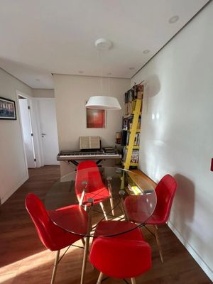 Image 4 - 940799