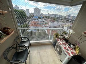Image 7 - 940799