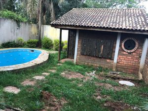Image 12 - 941245