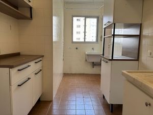 Image 3 - 941404
