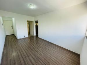 Image 1 - 941646