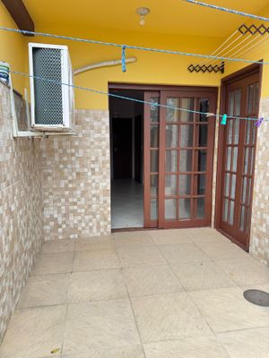 Image 3 - 941706