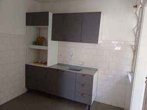 Image 22 - 941767