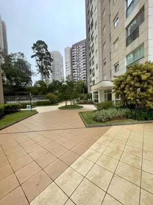 Image 17 - 941860