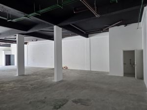 Image 7 - 942238
