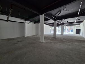 Image 9 - 942238