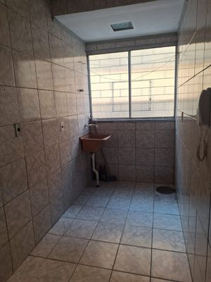 Image 1 - 942440