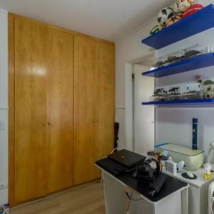 Image 29 - 942485