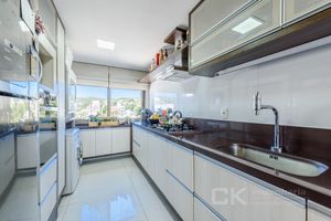 Image 10 - 9454