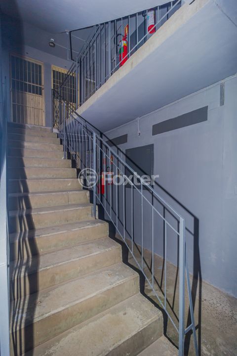 Image 16 - 874633