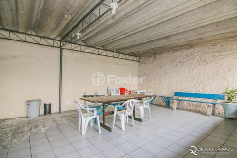 Image 15 - 869675