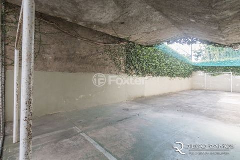 Image 12 - 869675