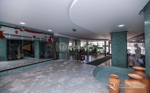 Image 7 - 875021