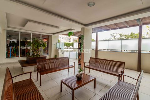 Image 10 - 916117