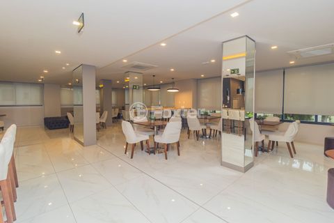 Image 19 - 859699