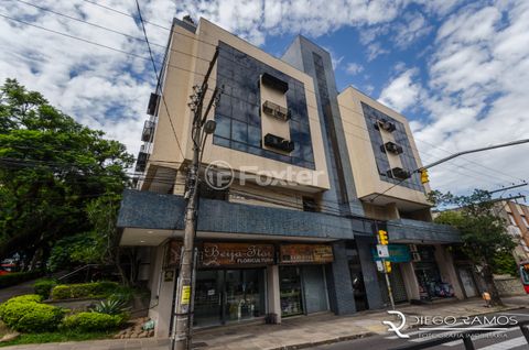 Image 10 - 896662