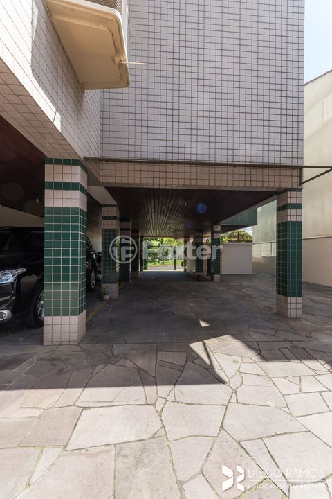 Image 7 - 10887