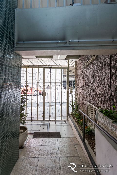 Image 14 - 885013