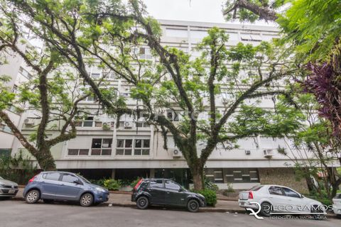 Image 16 - 883271