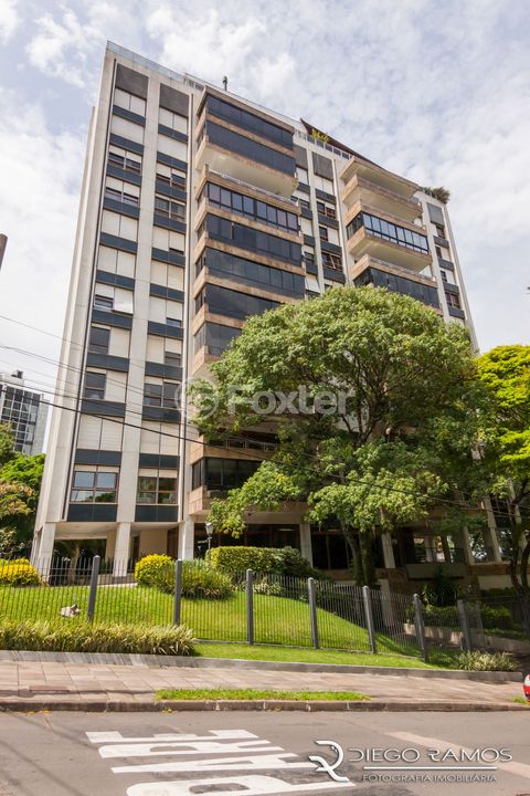 Image 8 - 883854