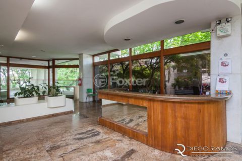 Image 17 - 883854
