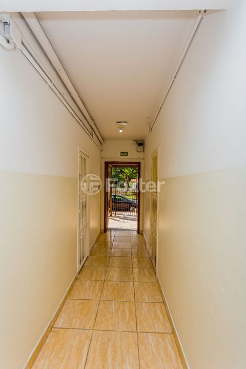 Image 13 - 864851