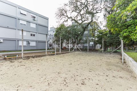 Image 7 - 900518