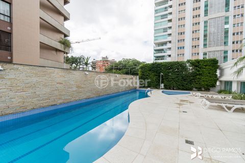 Image 8 - 869759