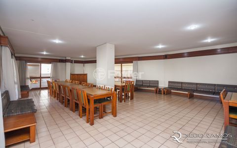 Image 9 - 890875