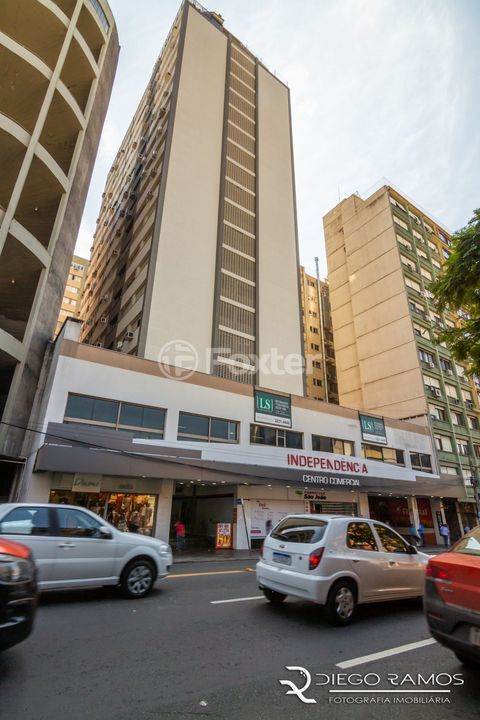 Image 15 - 887271