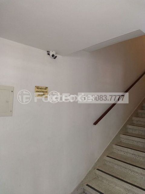 Image 9 - 870935